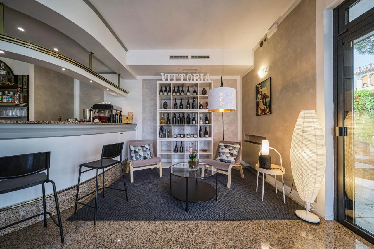 Hotel Vittoria Sirmione Eksteriør bilde