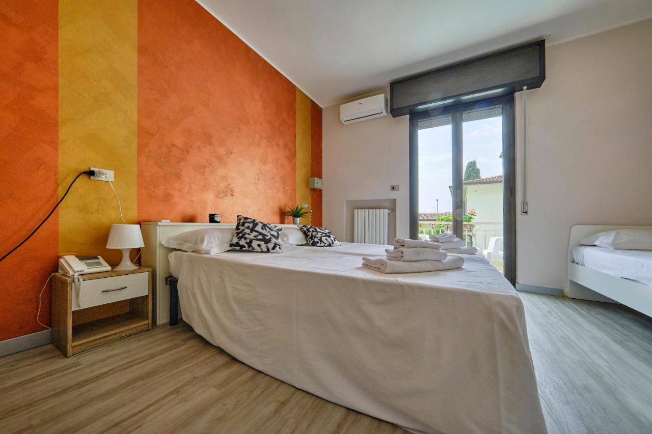 Hotel Vittoria Sirmione Eksteriør bilde