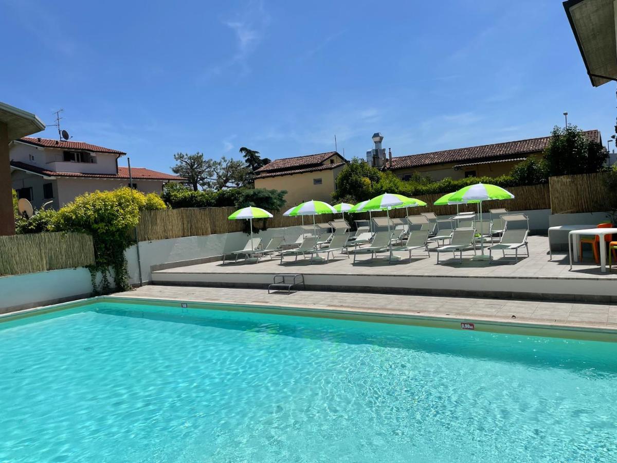 Hotel Vittoria Sirmione Eksteriør bilde